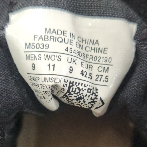 Converse All Stars, Black Sneakers, Mens 9, Womens 11 - Picture 5 of 8